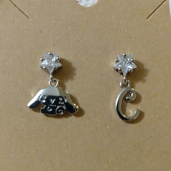 Cinnamorroll Dangling Silver Earrings Sparkly Star - Picture 2 of 4